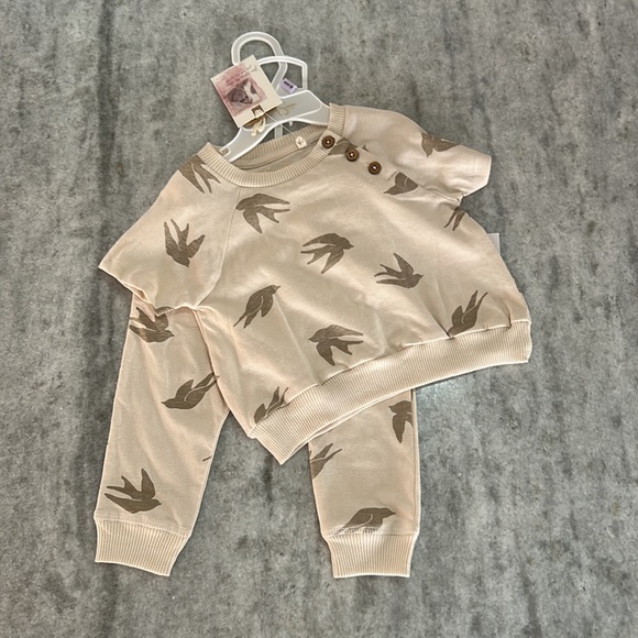 Jessica Simpson Baby Set Size 6-9M - Picture 9 of 9